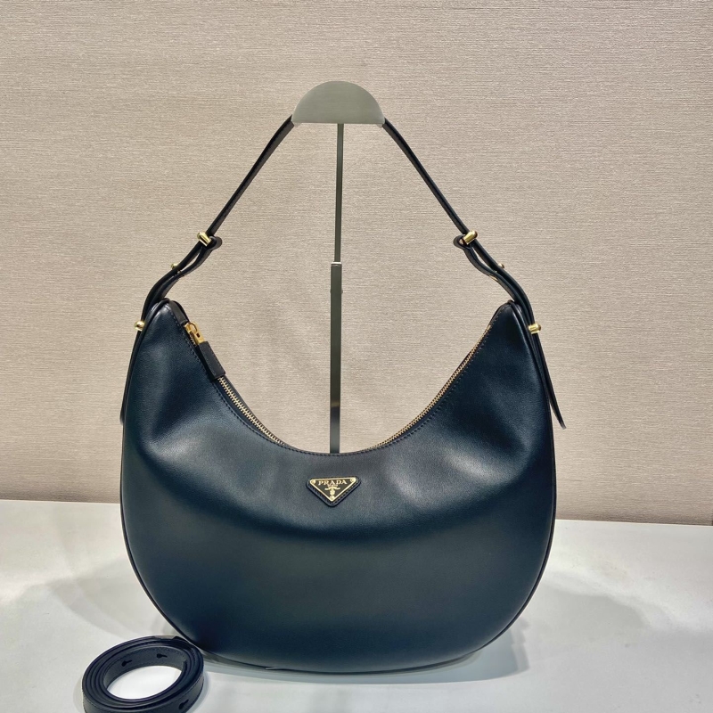 Pra*a hobo bags